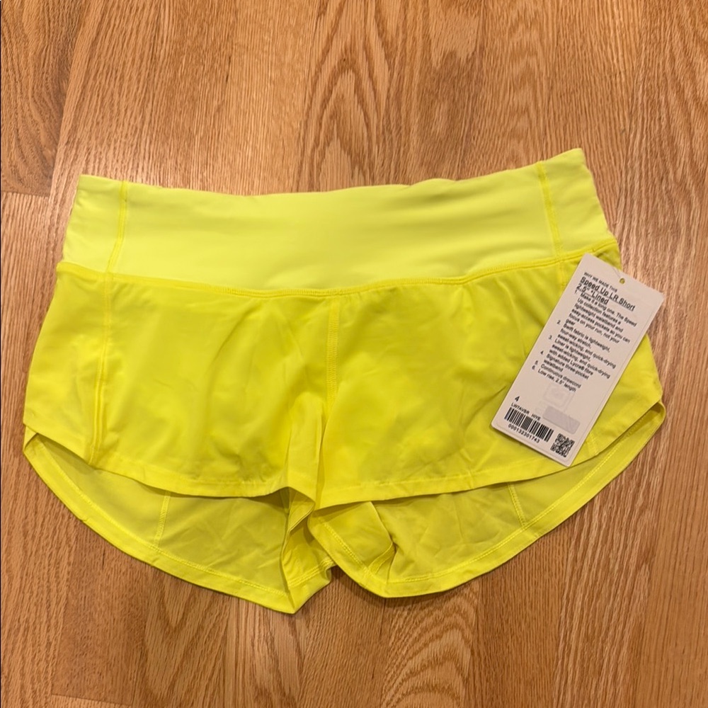 Lululemon Athletica Yellow size 4 speed up shorts NWT